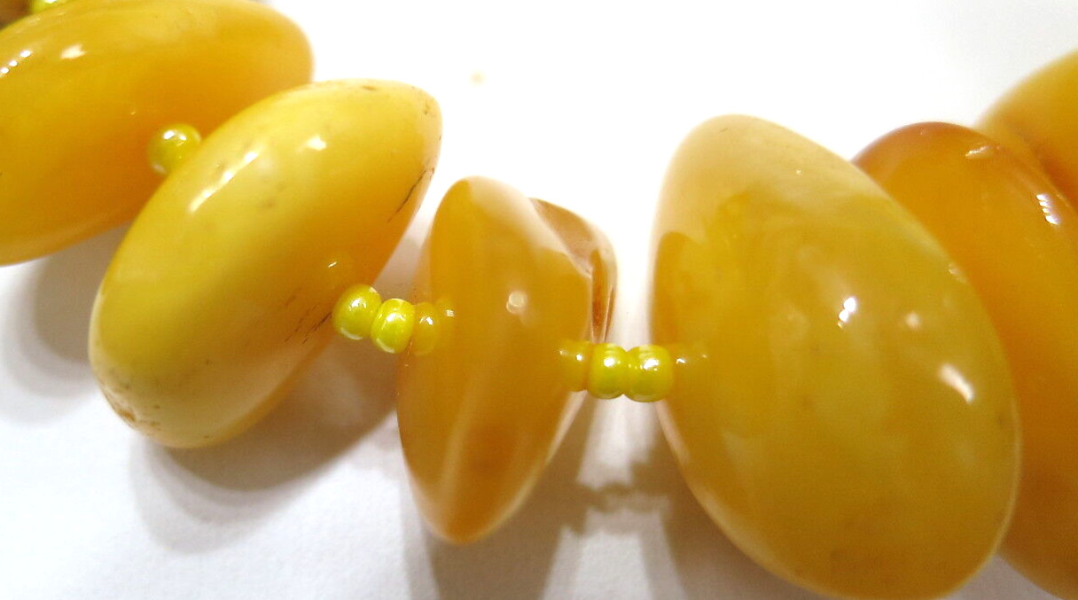 Vintage Baltic Amber Resin Beads Necklace Butterscotch Honey Amber 22″ 35 Grams