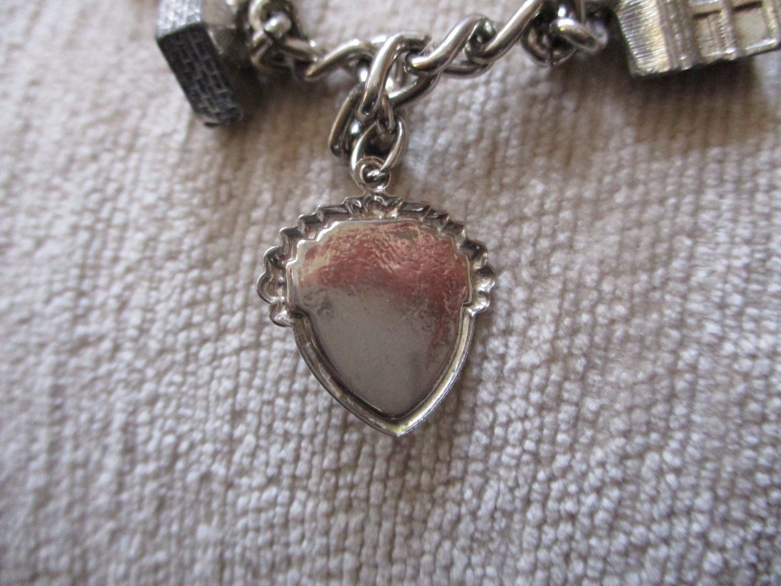 Vintage Silvertone Dangle Bracelet Wisconsin Seal and Buildings