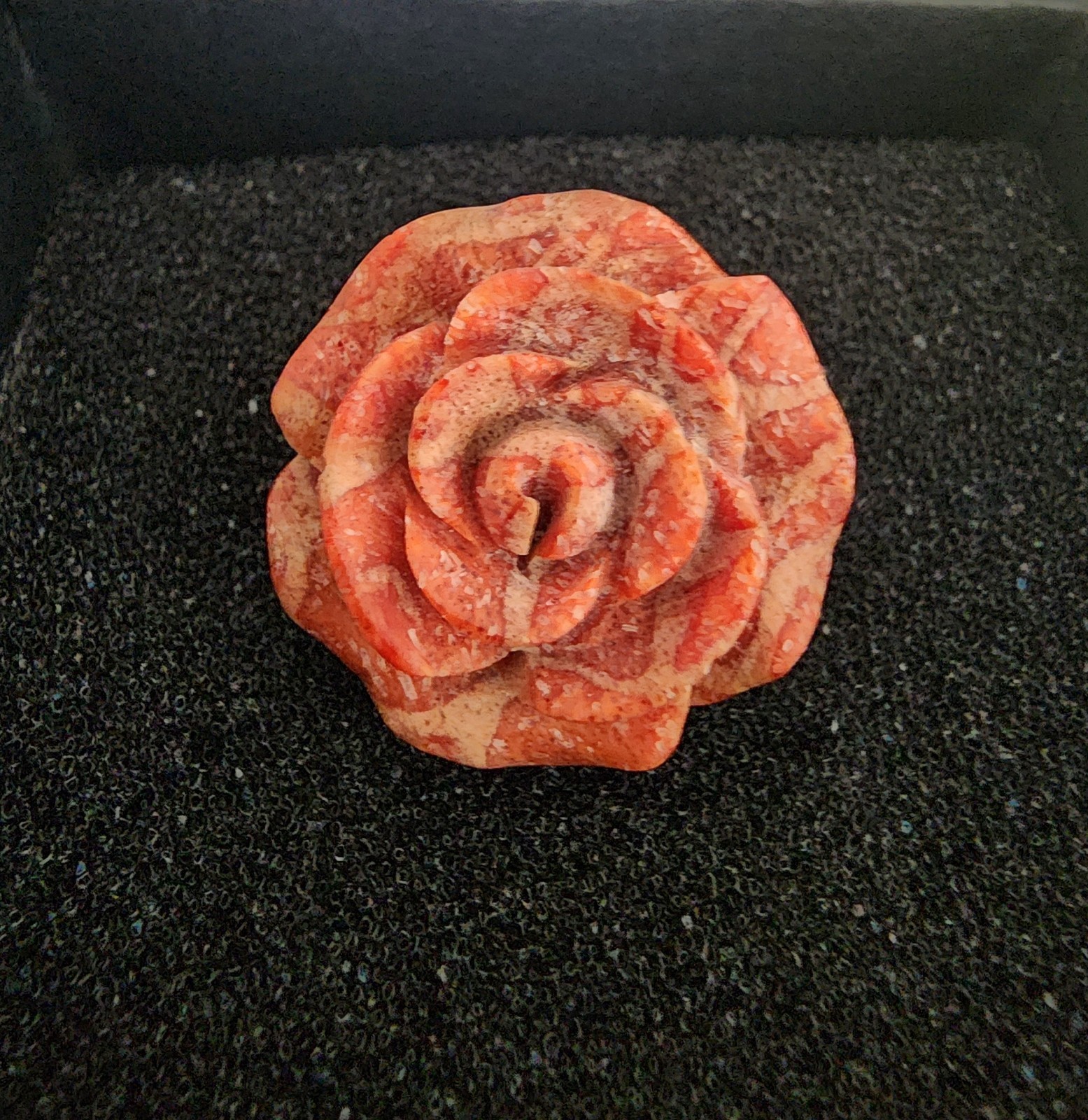 Vintage Carved Red Sponge Coral Rose Ring With Solid Black Onyx Band – Size 9