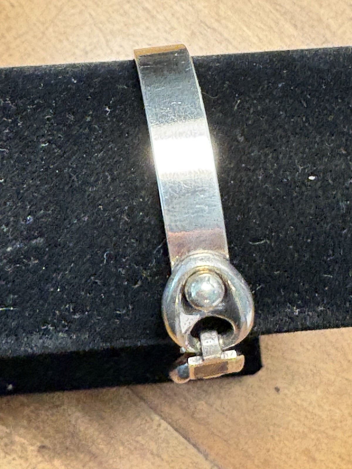 Vintage Sterling Silver and Lapis Inlay Bangle Bracelet 6 1/4 in 16 cm diameter