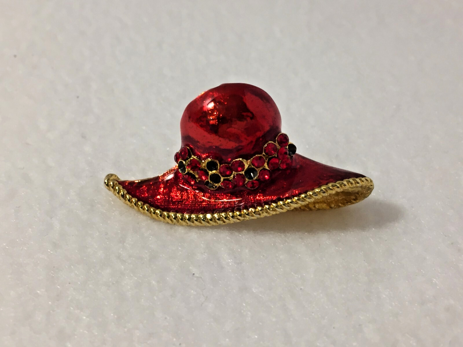 Red Hat Society Women’s Brooch Pin Button Red, Purple with Gold Tone Metal