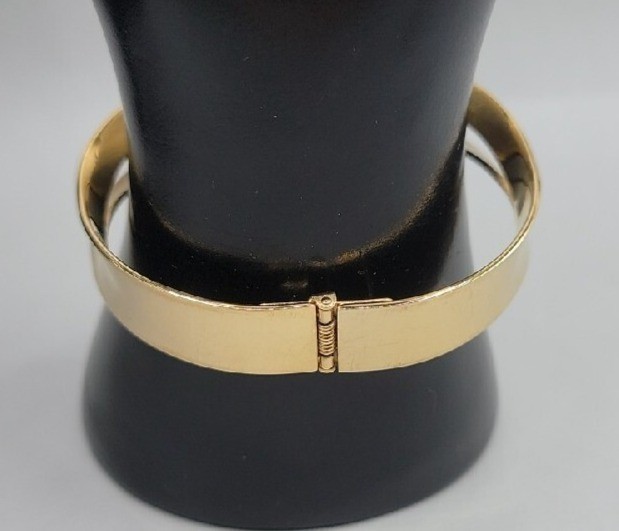 Vintage Crown Trifari Hinged Cuff Bracelet Gold Tone Modern Open Design 1960s