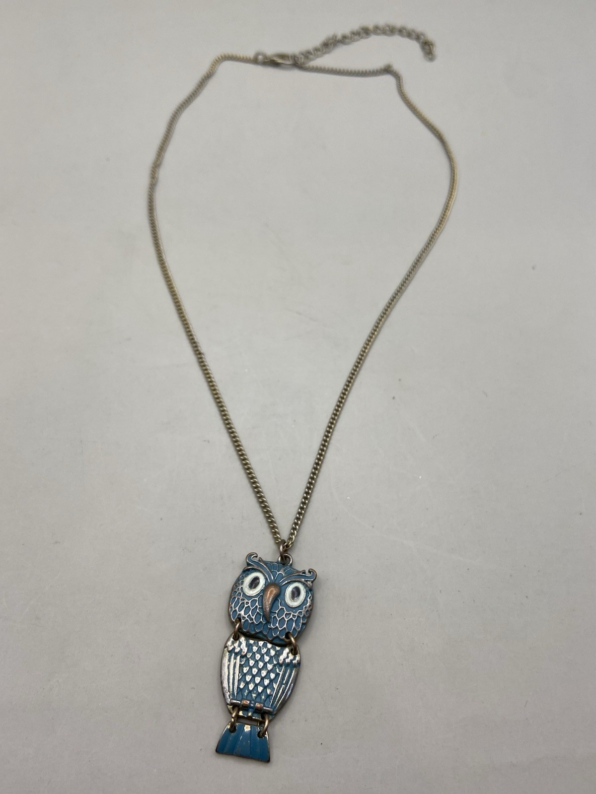 Small Vintage Owl Pendant, Dangle, Retro, Chain Link Articulated Silver Tone