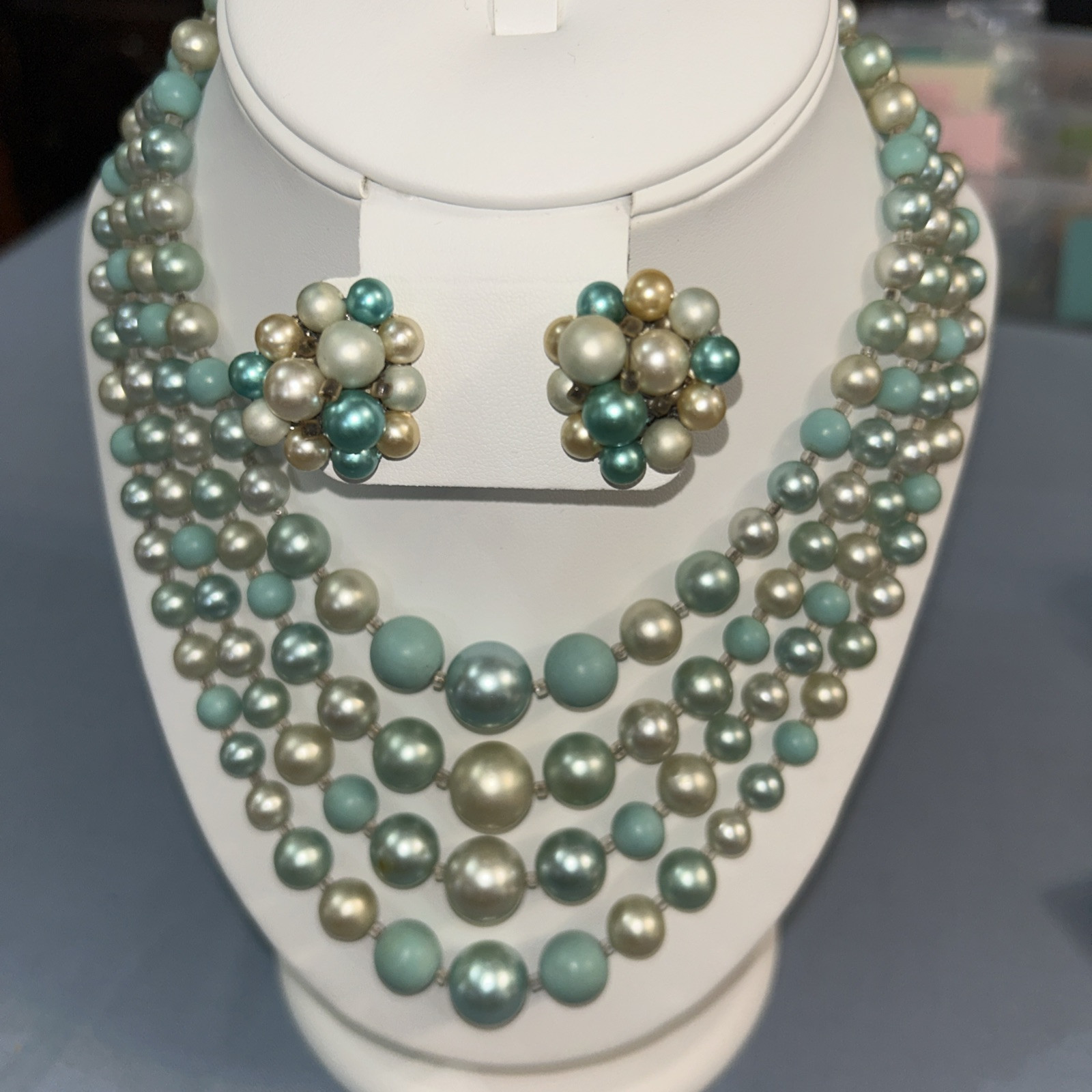 Vintage 4 Strand Blue Ombre Bead Necklace and Clip Earrings / Japan D004