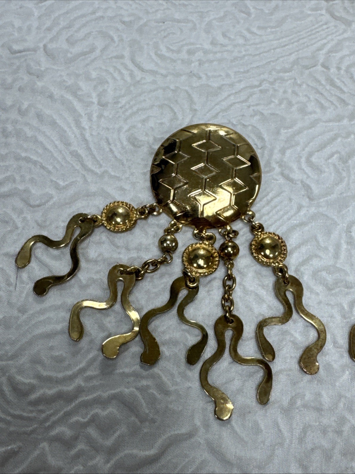 Vintage Gold-Tone Multi-Chain Dangle Artistic Octopus Statement 3.5” Earrings