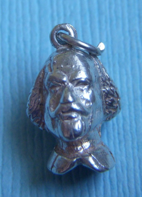 Vintage William Shakespeare England sterling charm