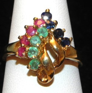Vintage Green Red Glass Stone Gold Plated Cocktail Ring Signed BETA Sz 8