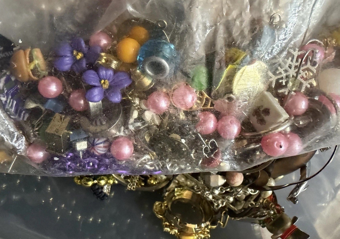 Estate Vintage to Mod Jewelry Lot 2 lb JUNK CRAFT WEAR REPAIR Untested Unsorted