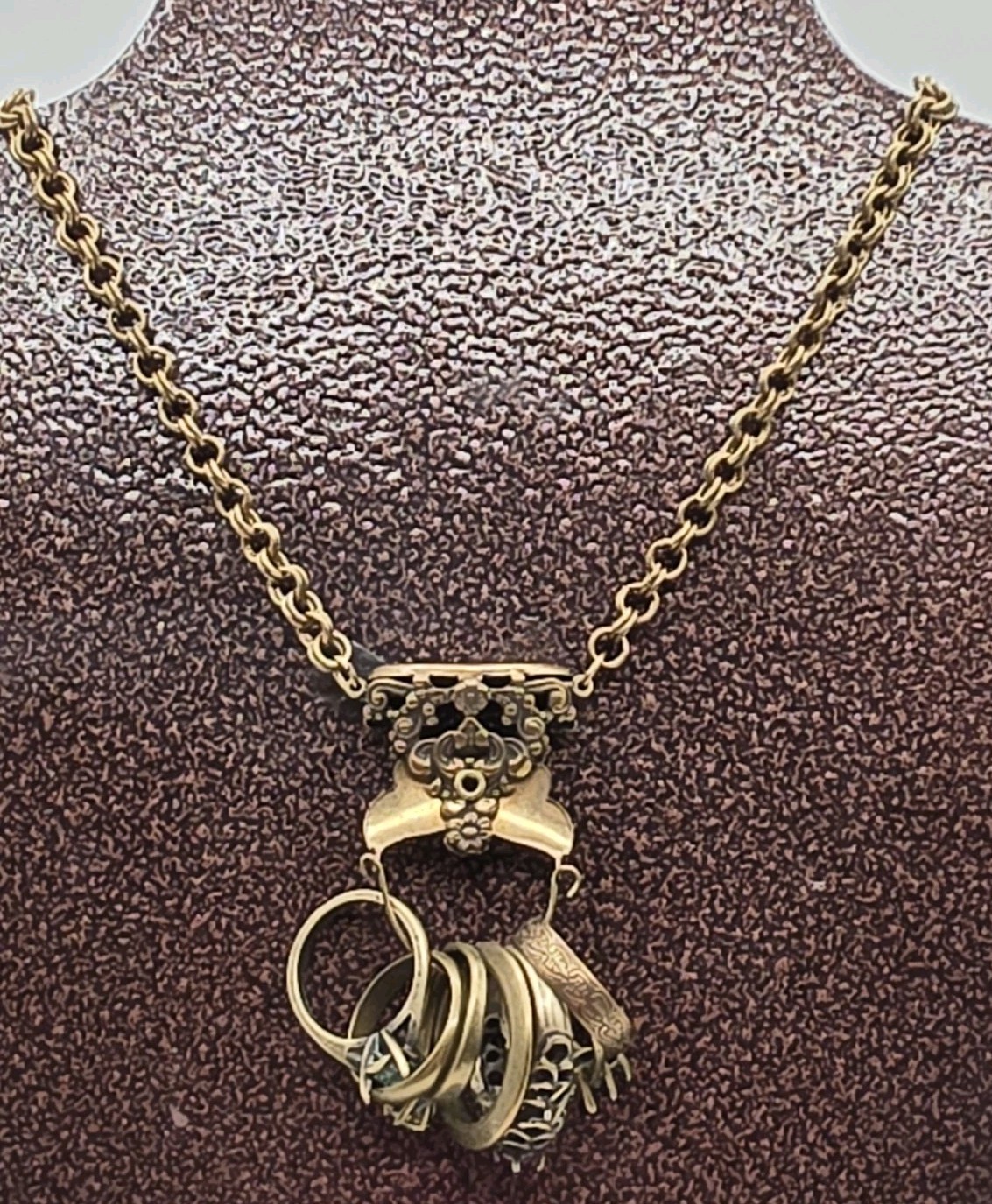Vintage Jan Michaels Antiqued Brass Double Rolo Link Ring Necklace