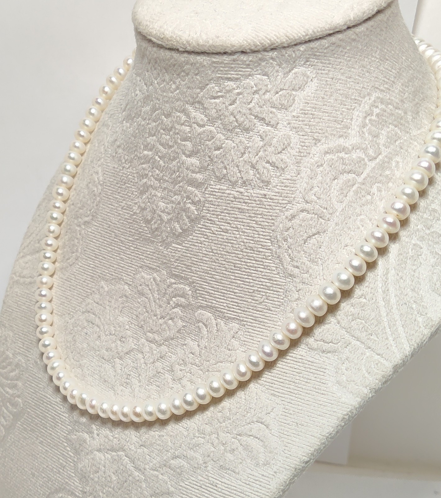 Beautiful Lustrous GENUINE NATURAL FRESHWATER PEARL 925 Sterling Silver Necklace
