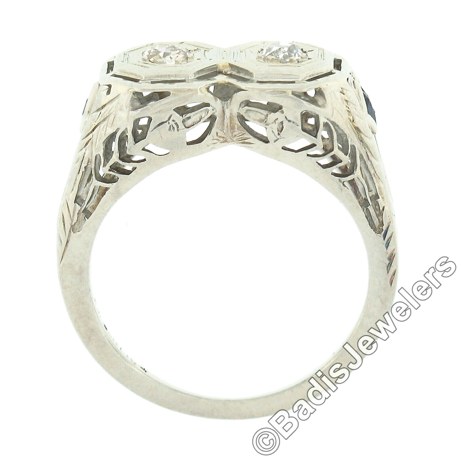 Antique Art Deco 18k Gold 0.20ctw Dual Diamond w/ Sapphire Etched Filigree Ring
