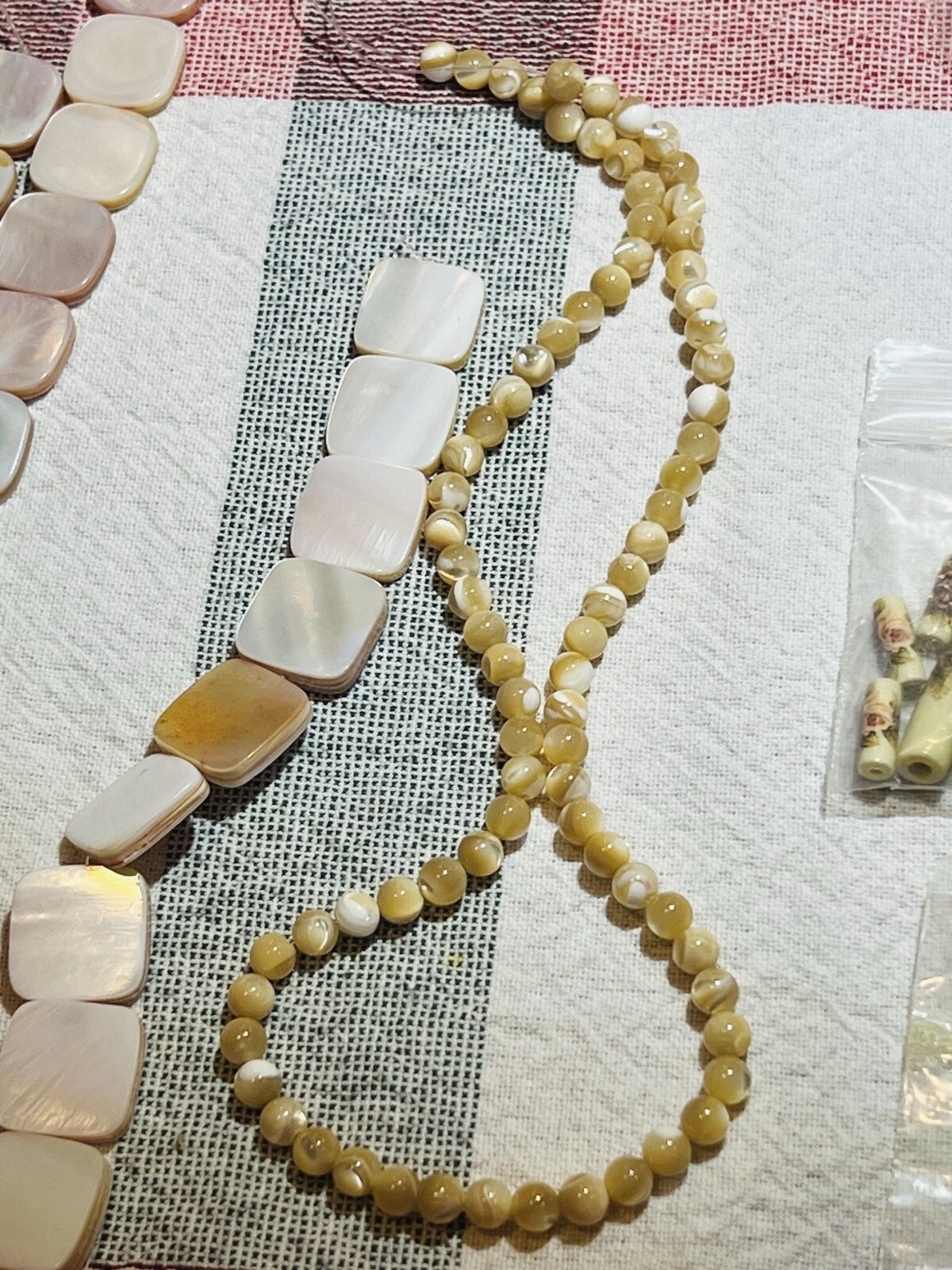Mother Of Pearl Strands Lot Collection And Other Beautiful Shell Jewelry Pieces
