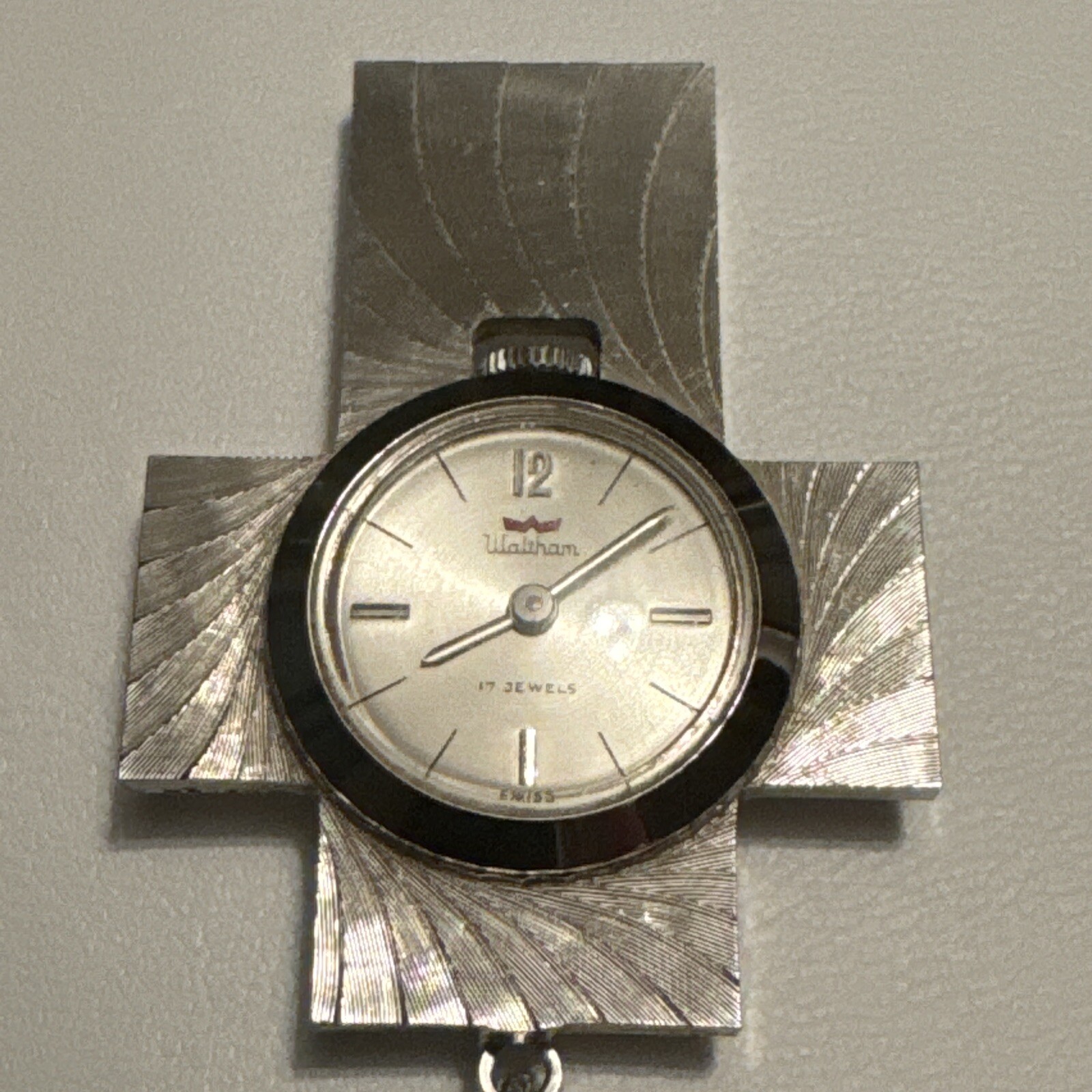 VTG Waltham Cross Pendant Watch Star of Paris Collection Manual 17 Jewel Working