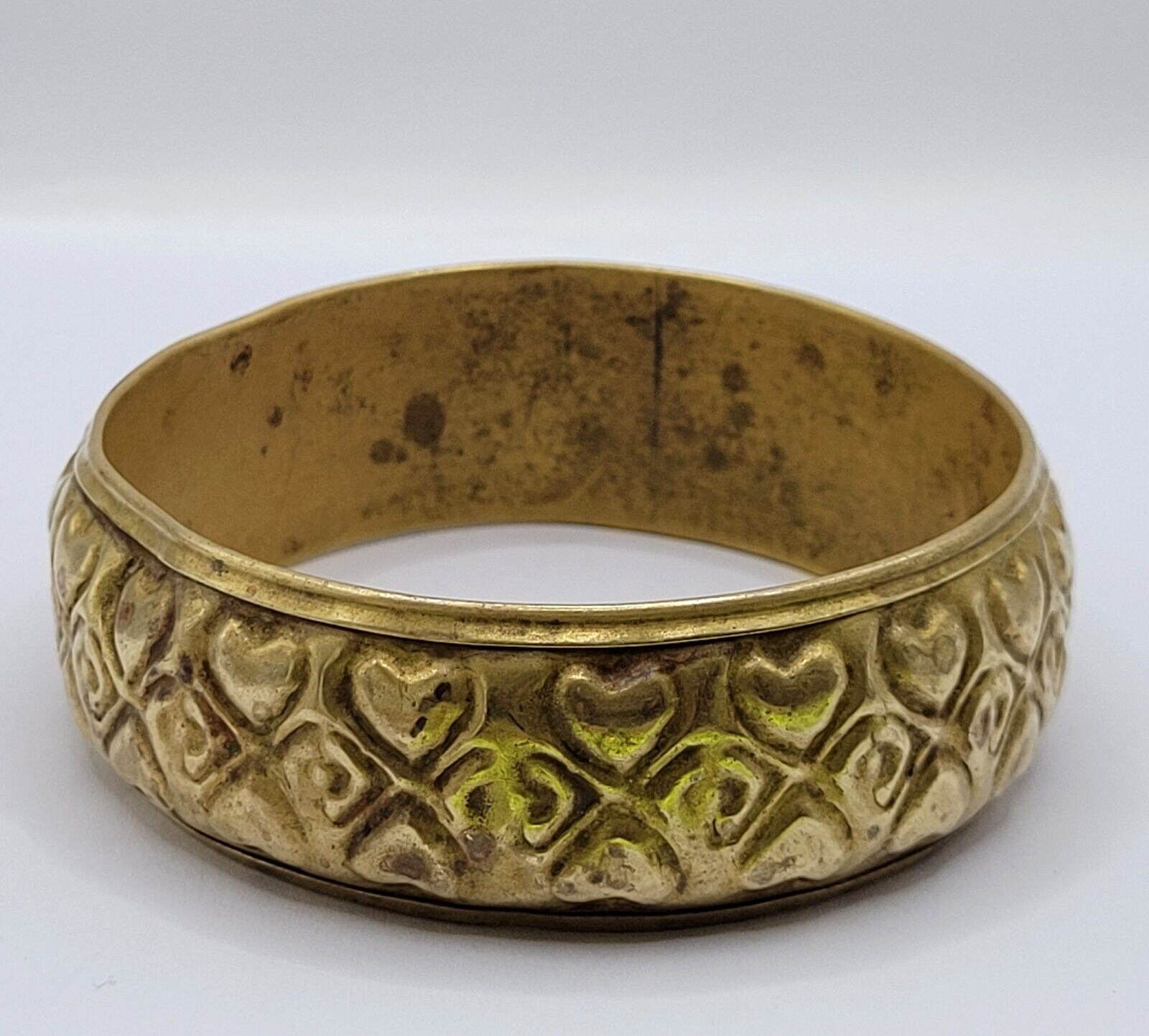 Wide Brass Chunky Bangle Embossed Heart Pattern Vintage Bracelet 8 Inch Approx