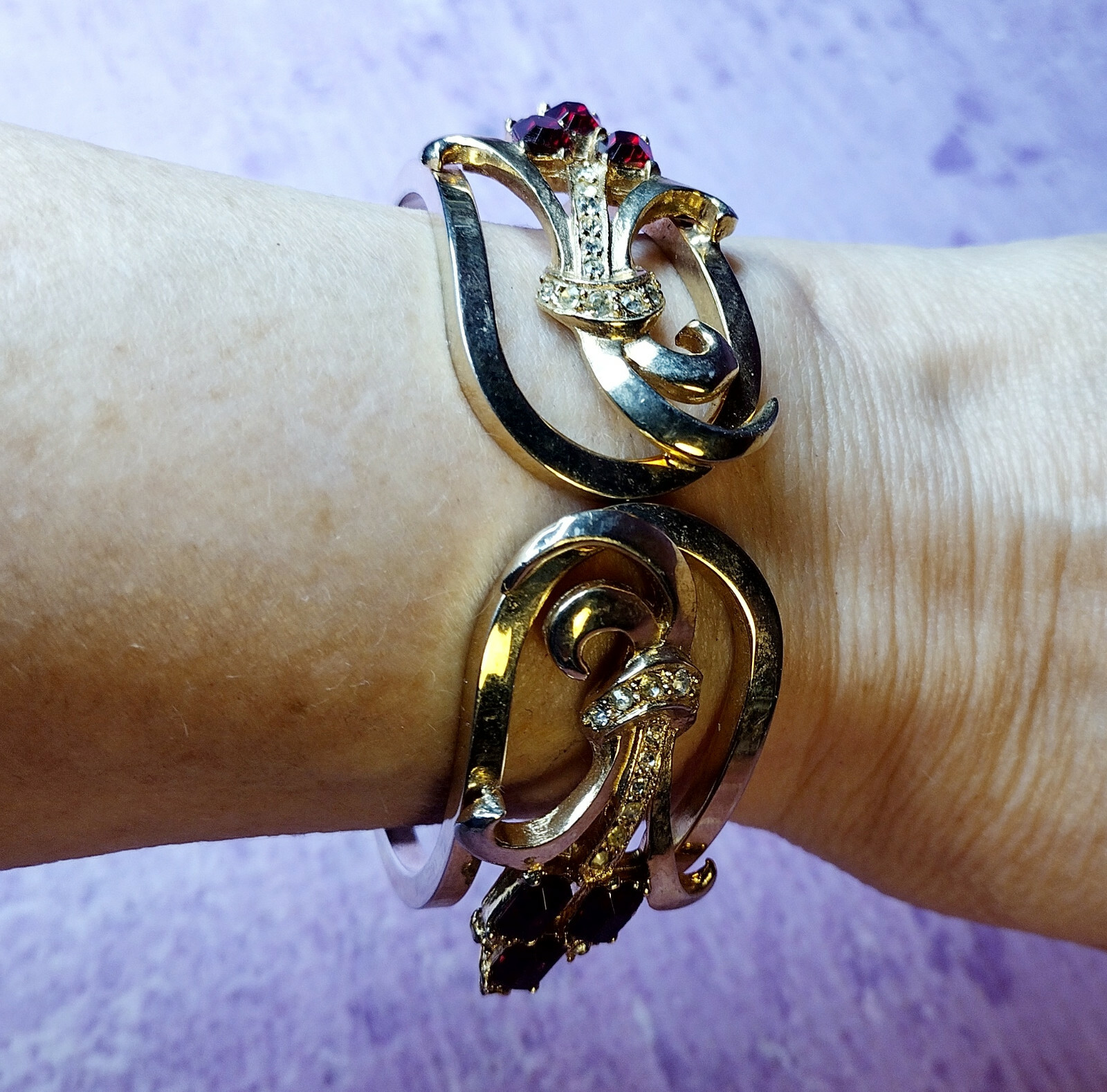 Cuff Bracelet Hinged Cut Out Red Clear Faceted Rhinestones Gold Tone Vintage