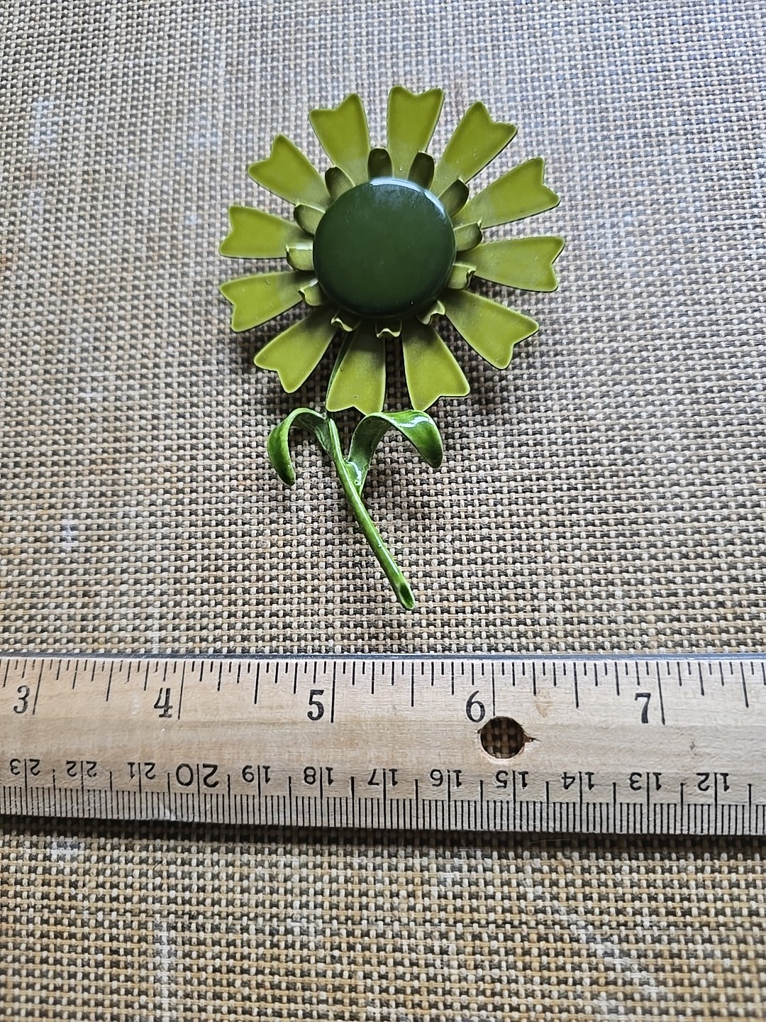 Vintage Enamel Two Tone Green Daisy Flower Brooch Large Groovy Retro Floral