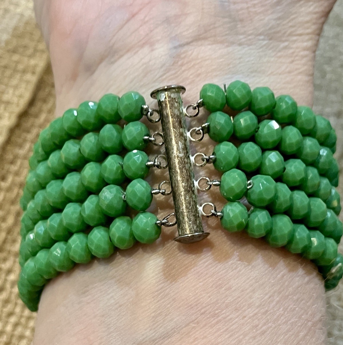 Vintage Beaded Necklace 16in Green Beads Clasp Closure Multi-Strand Set