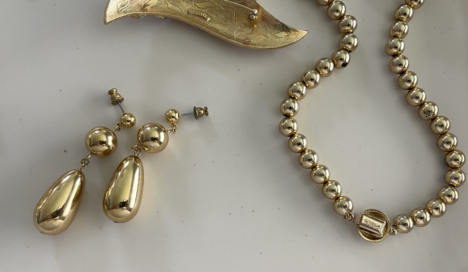 VINTAGE Marvella Jewelry LOT Faux Pearls Necklace, Earrings Rhinestone brooch