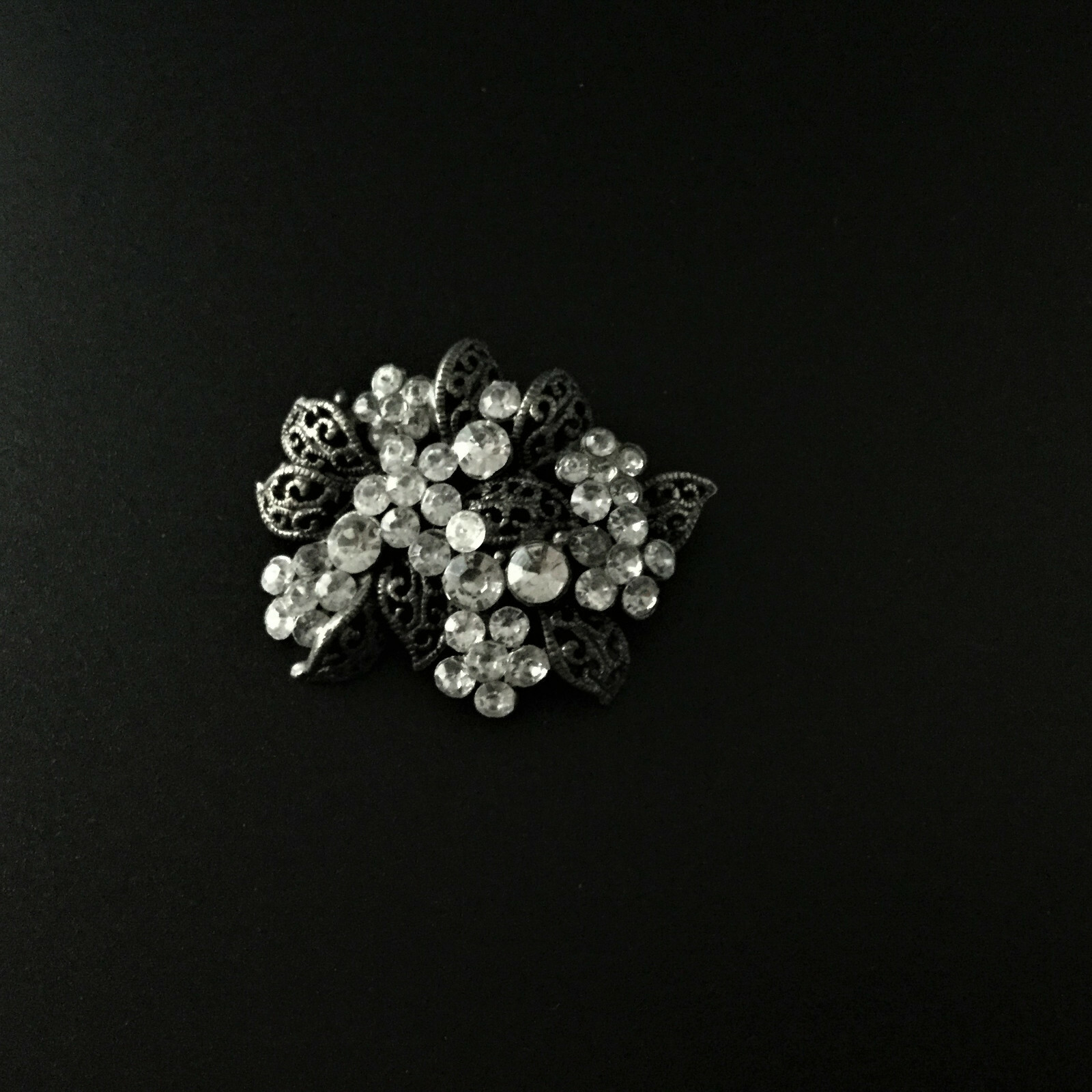Brooch Silver Tone with White Rhinestones Vintage 1.5″ x 1.5″