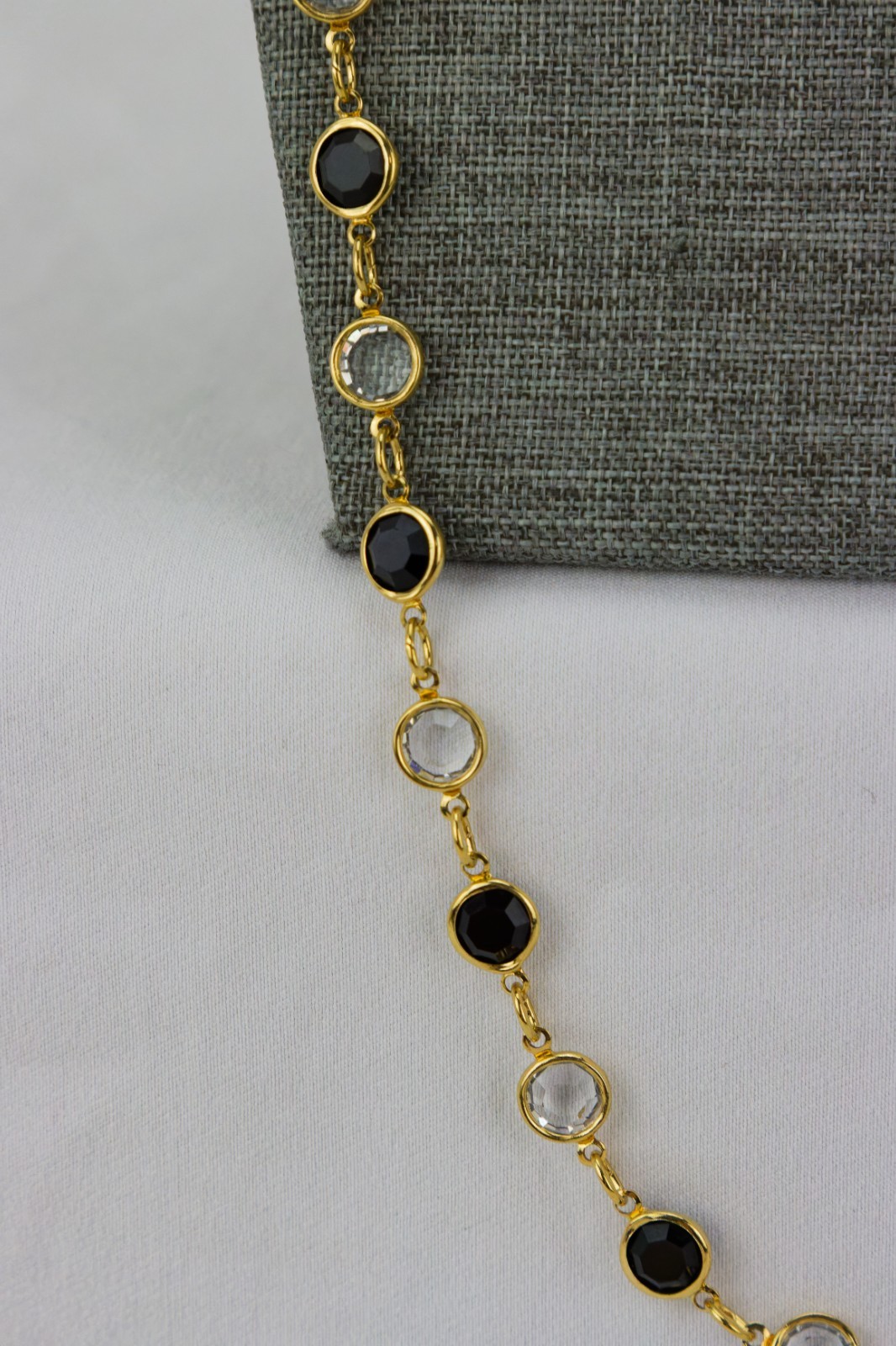 Austrian Crystal USA Open Bezel Link Necklace, Gold Tone, 34gr