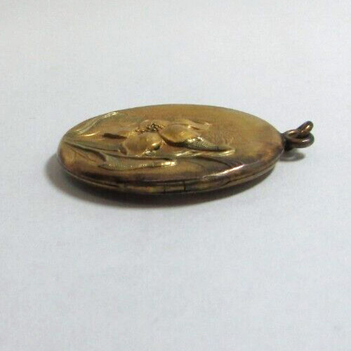Vintage Art Deco Unmarked Gold Filled Round 3D Flower Floral Locket Pendant