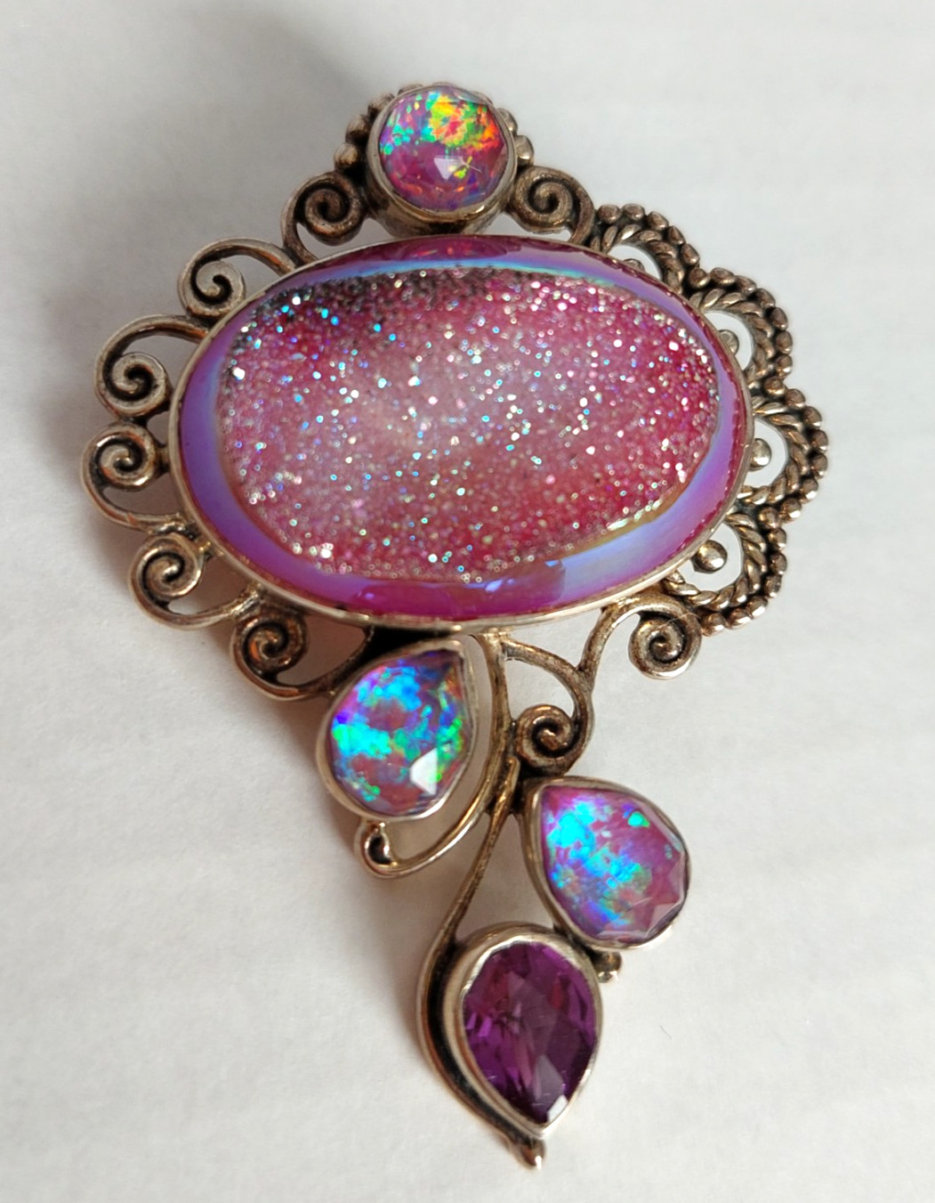 Vintage Sajen 925 Pendant Beautiful Aurora Open Geode Pink Druzy Quartz