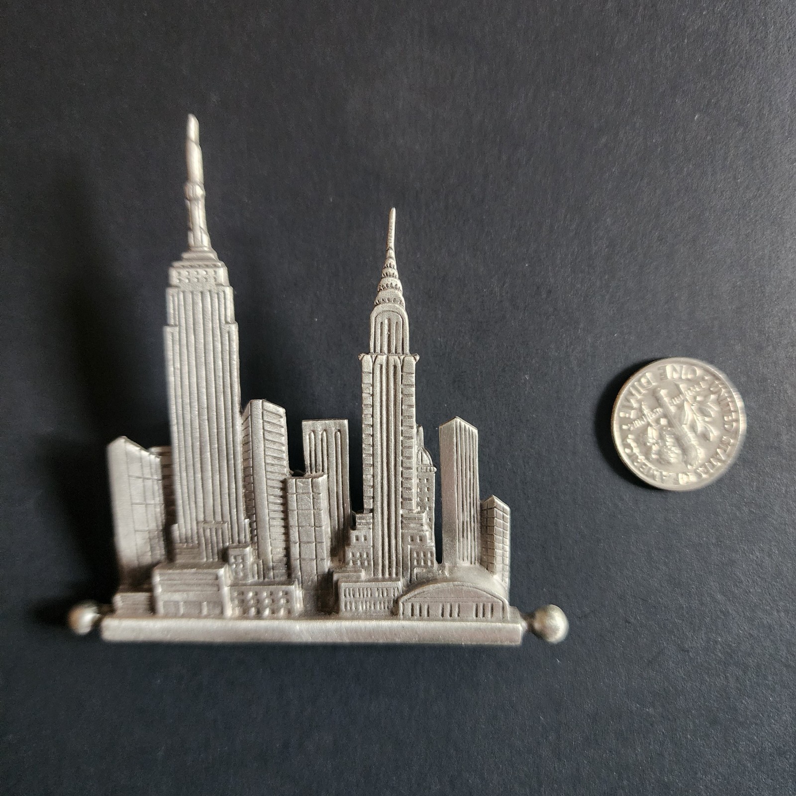 JJ NYC Skyline Brooch Empire State Chrysler Buildings Art Deco Pewter-Tone 1988