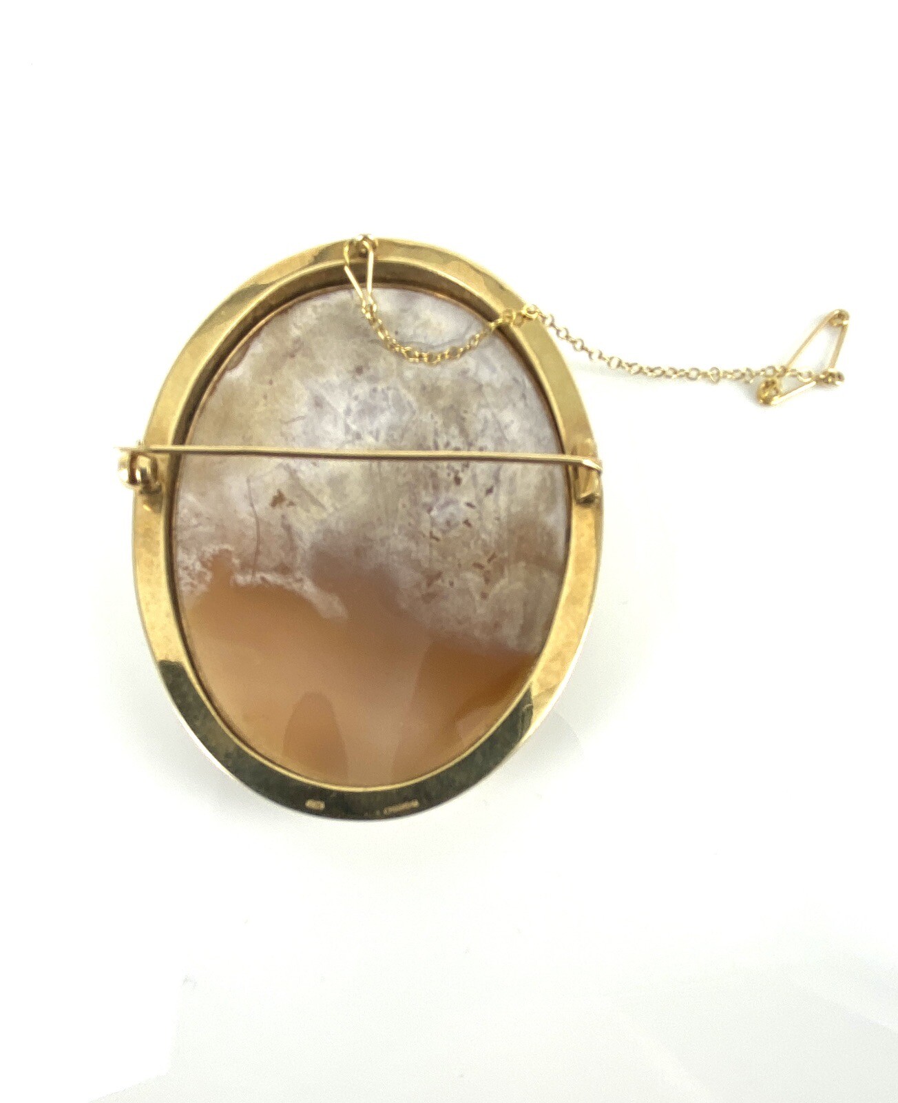 Vintage Large European 9 Karat Gold Framed Shell Cameo with Classical Scene