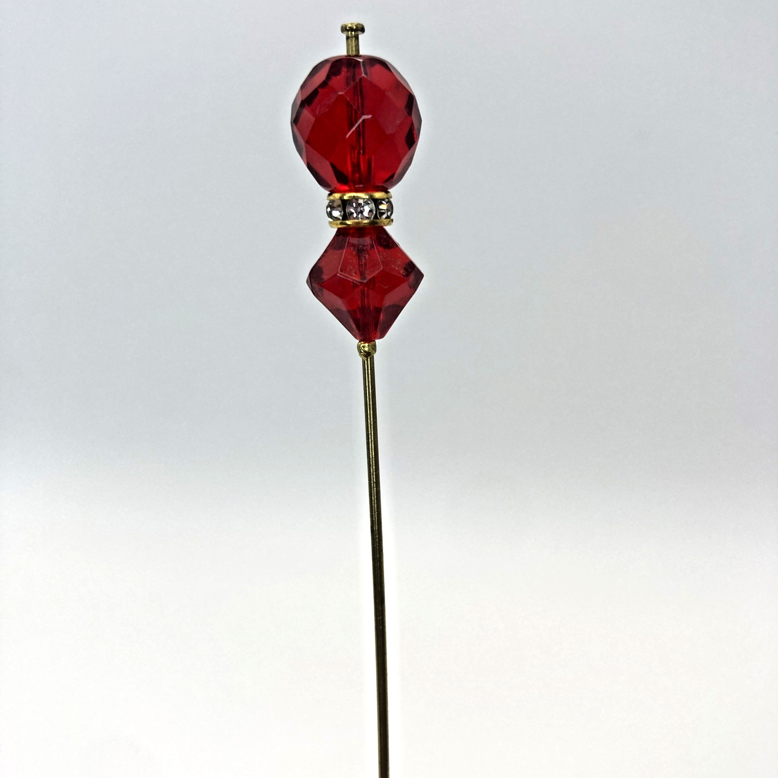 7.25″ Red crystal Faceted Glass Round & Diamond Shape Hat Stick Pin Gold Tone