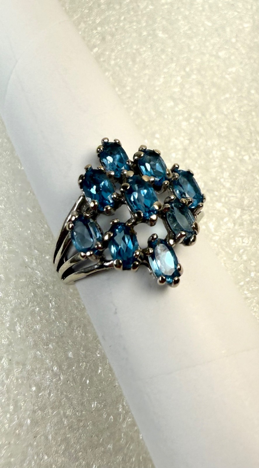 Vintage 10k White Gold Blue Topaz Cluster Ring Size 6.5