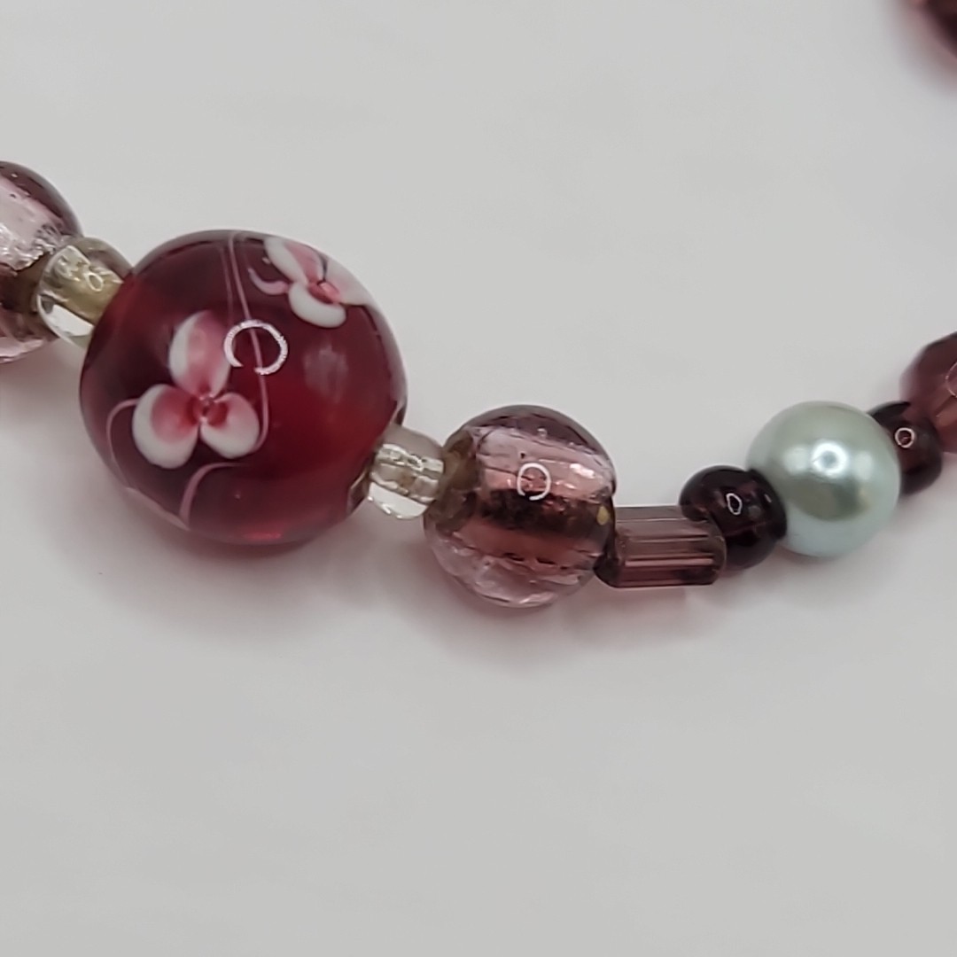 Vtg Floral Red Glass Pink Purple Beaded 6.25″ Bracelet Toggle Clasp