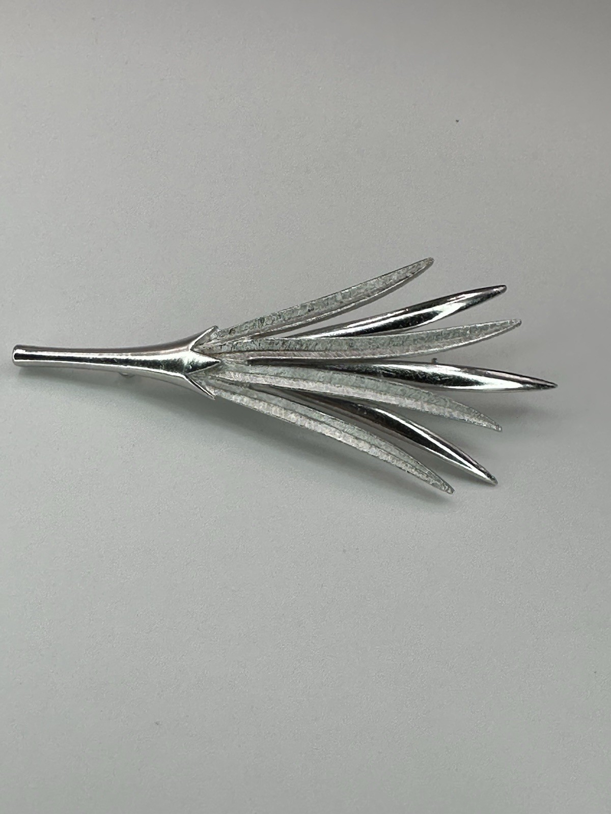 Vintage PIM Brooch Silver Tone Plant