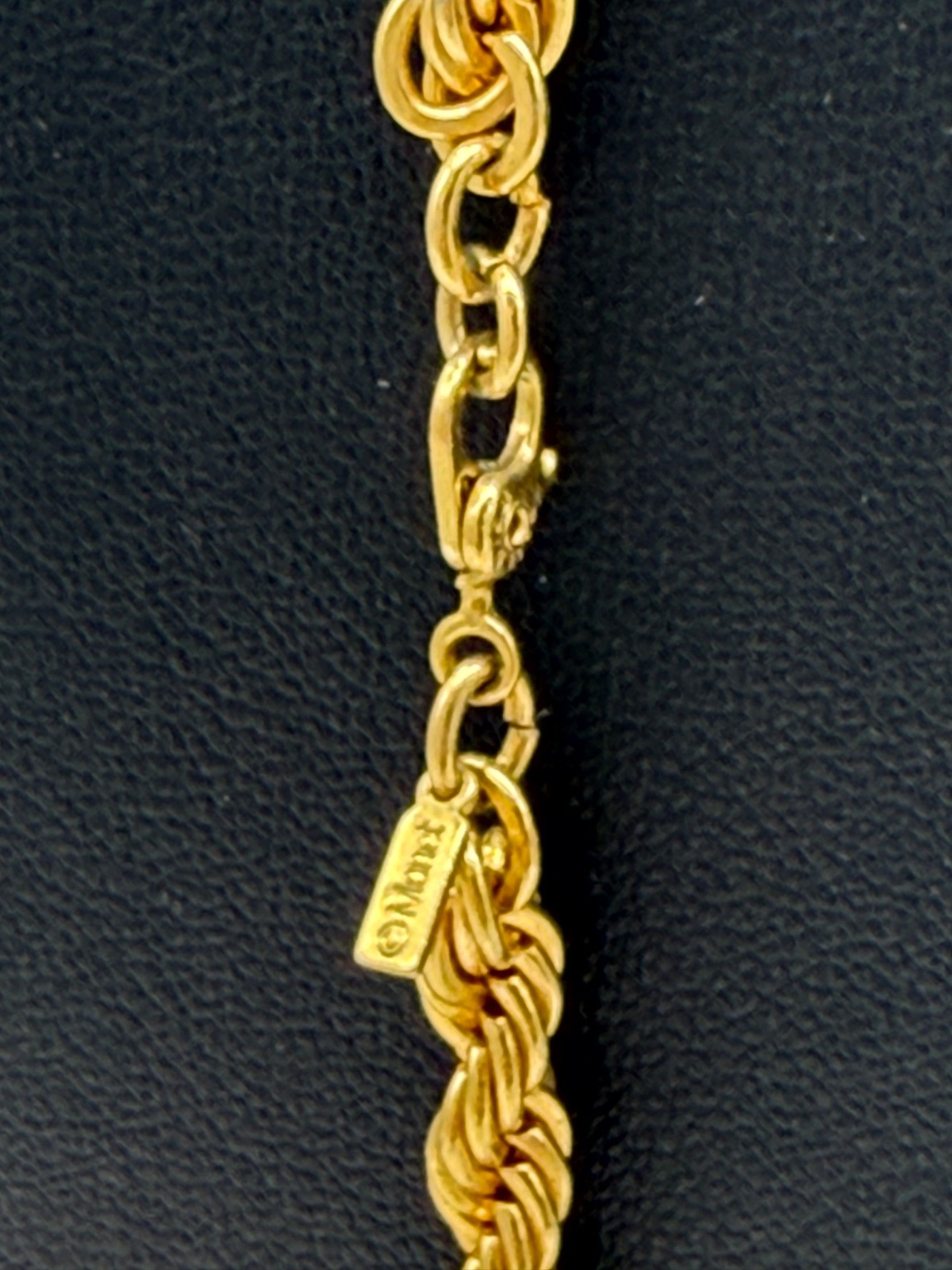 Vintage 36″ Thick Monet Necklace Twisted Rope Chain Gold Tone Sister Clasp