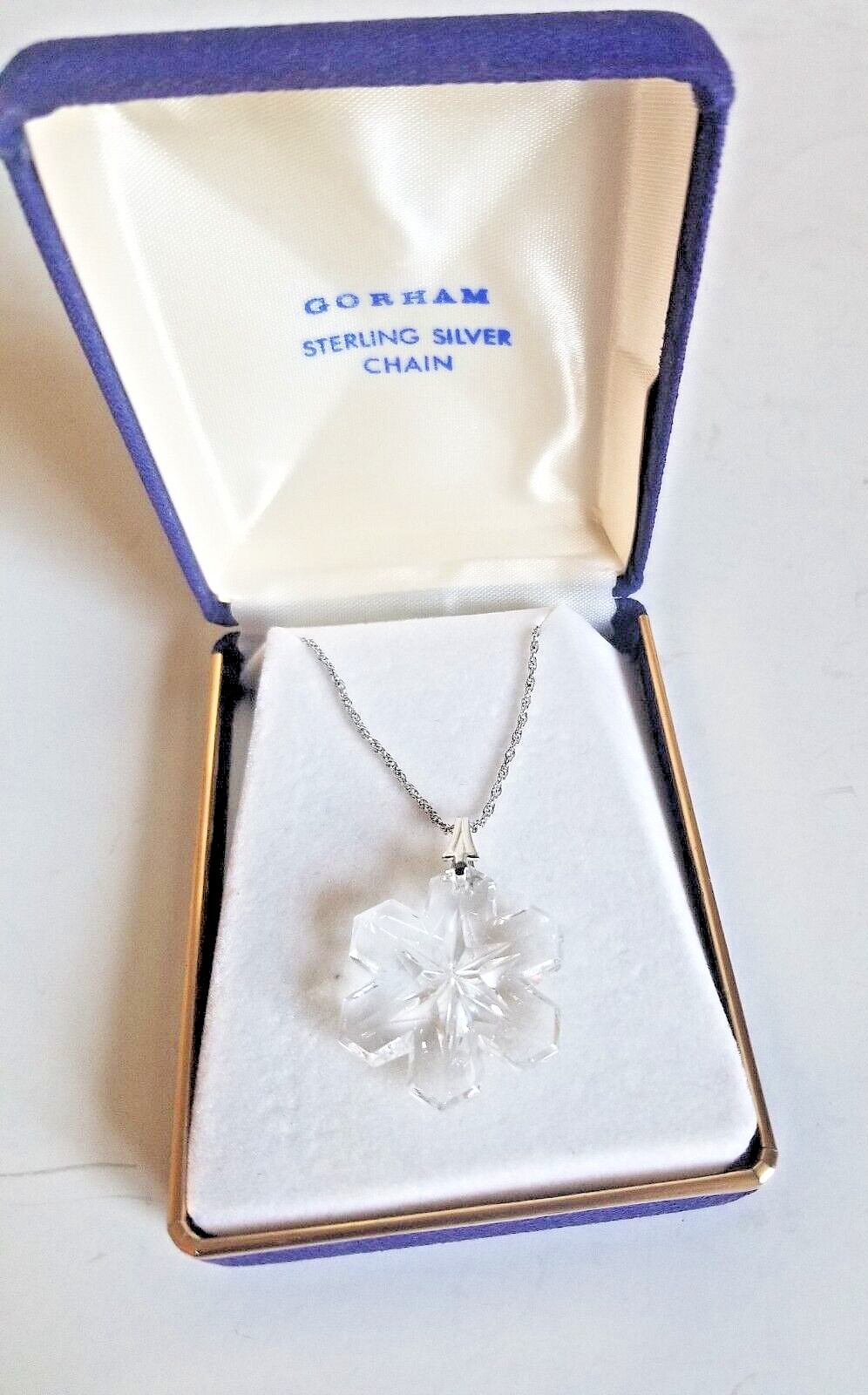 Gorham Snowflake Pendant, Silver Chain, 17.5″ Vintage in Original Box