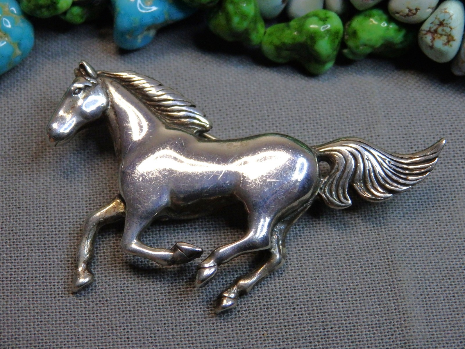 NAVAJO Gus Sandoval Sterling Silver RUNNING HORSE 1.9″ Pin signed 🐎