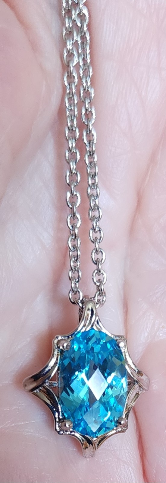 Vintage Silver-Tone Pendant Necklace Oval Cut Blue Stone