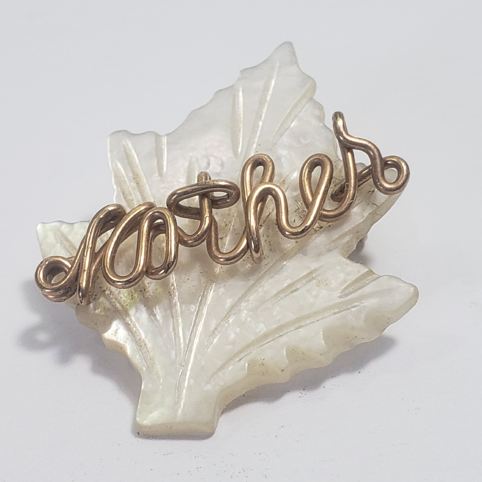 Vintage Mother of Pearl Leaf “Mother” Pin Brooch about 1″ Cursive Script Wire