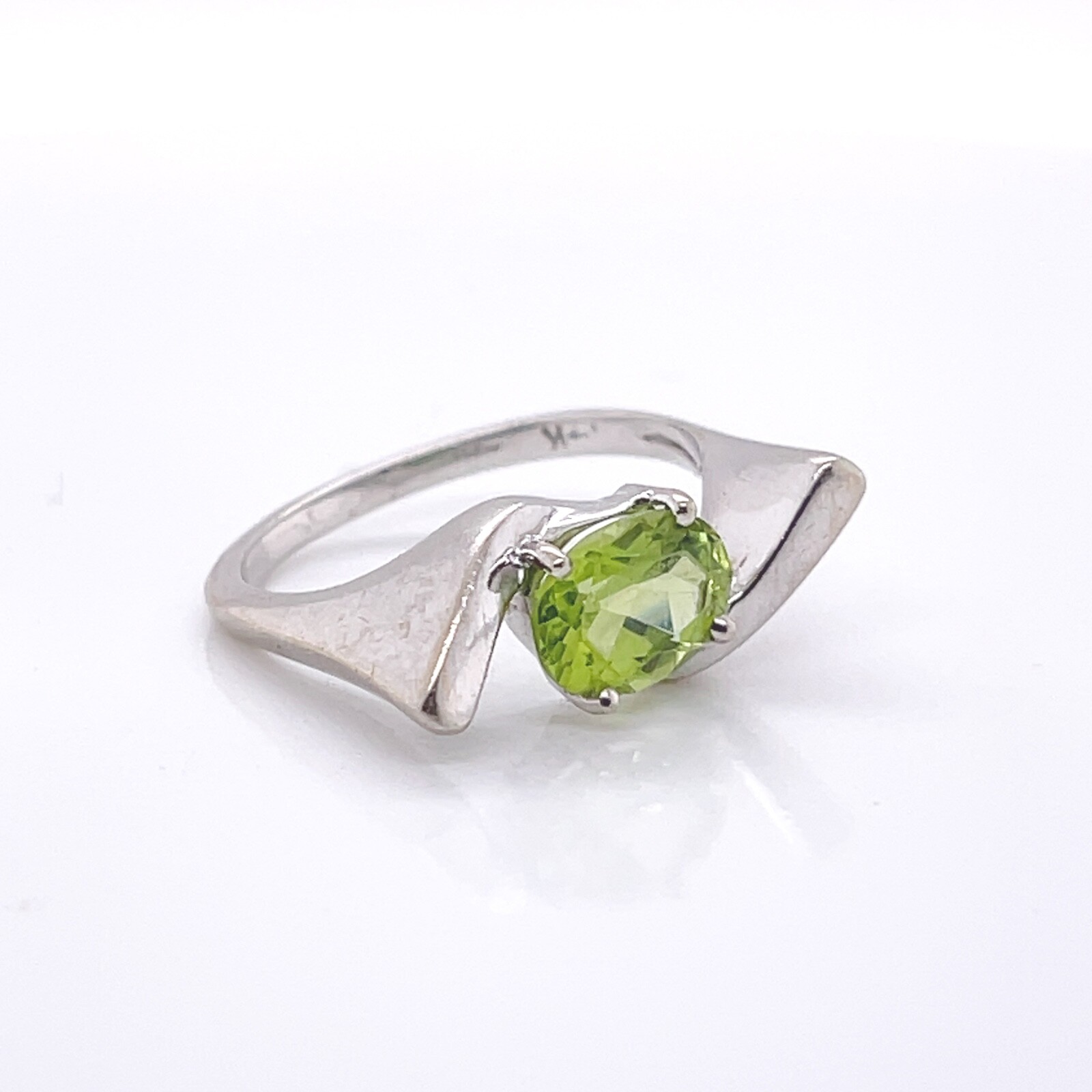 14 Karat White Modernist Designer Gold & Citrine Ring – 14k gemstone VR