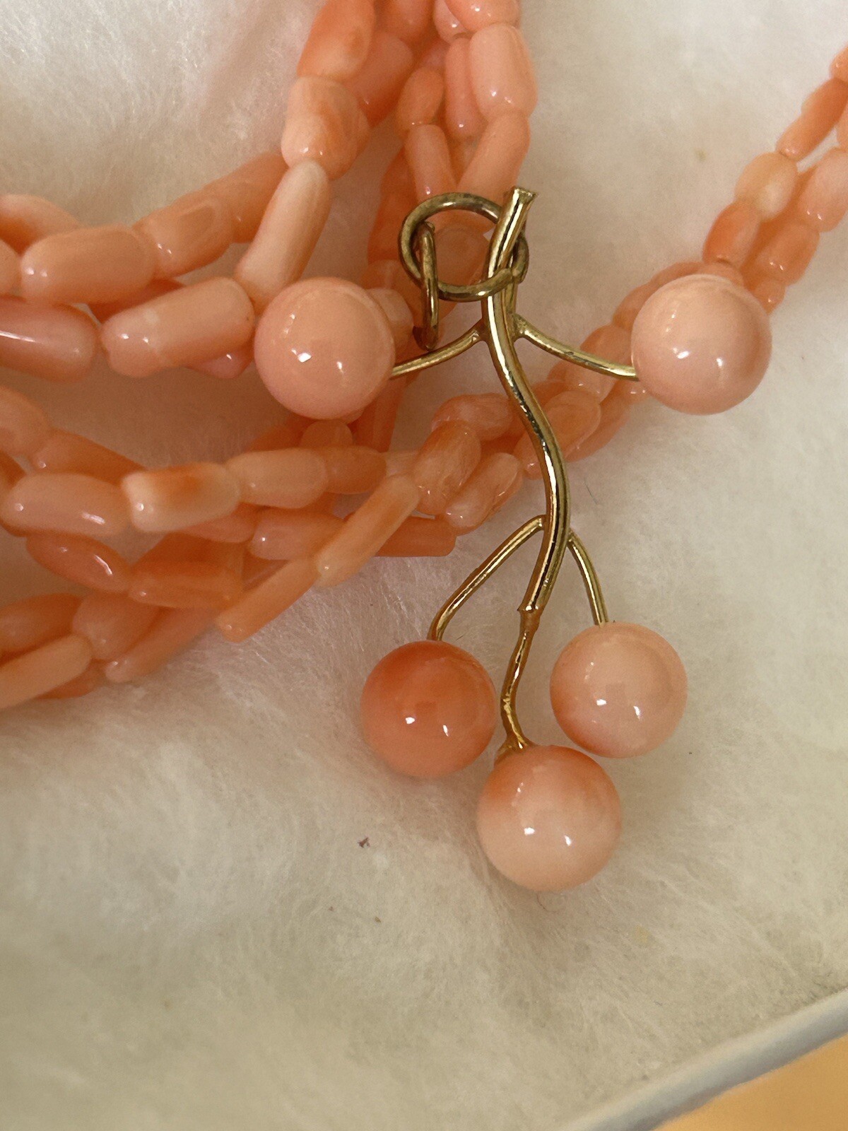 VTG Angel Skin Coral Tube Twisted Strand Necklace Pendant Genuine Pink Art Deco