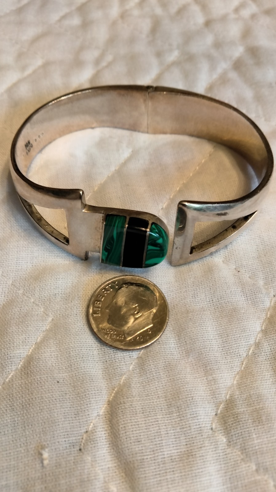 VTG Sterling Silver Malachite and Onyx Bangle