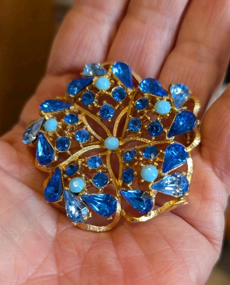 Blue And Turquoise vintage Flower brooch
