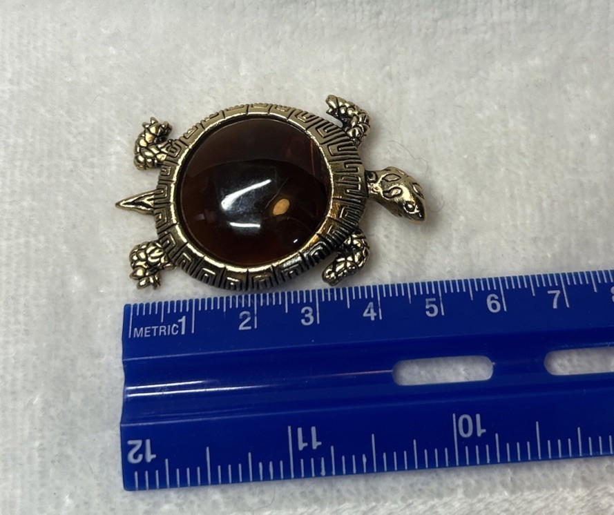 Vintage Gold Tone TURTLE Brooch w Tortoise Shell Glass Body