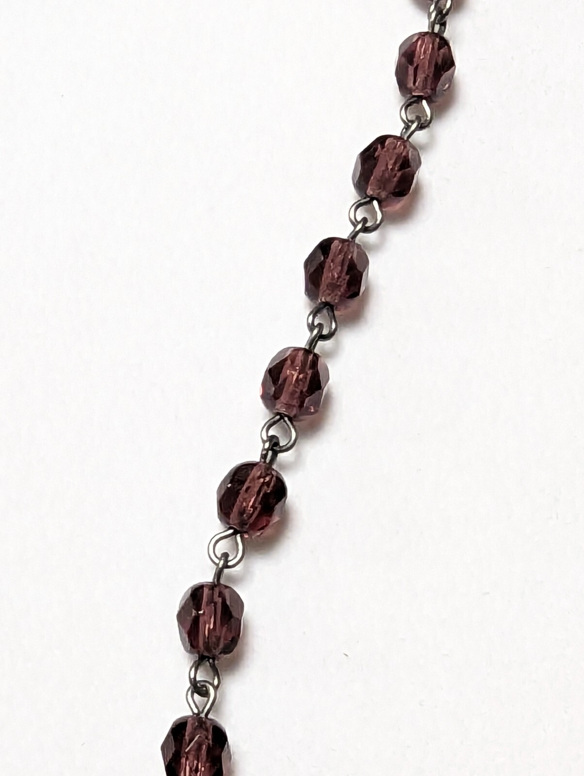 Vintage Maroon Beaded Necklace 16″ Black Metal