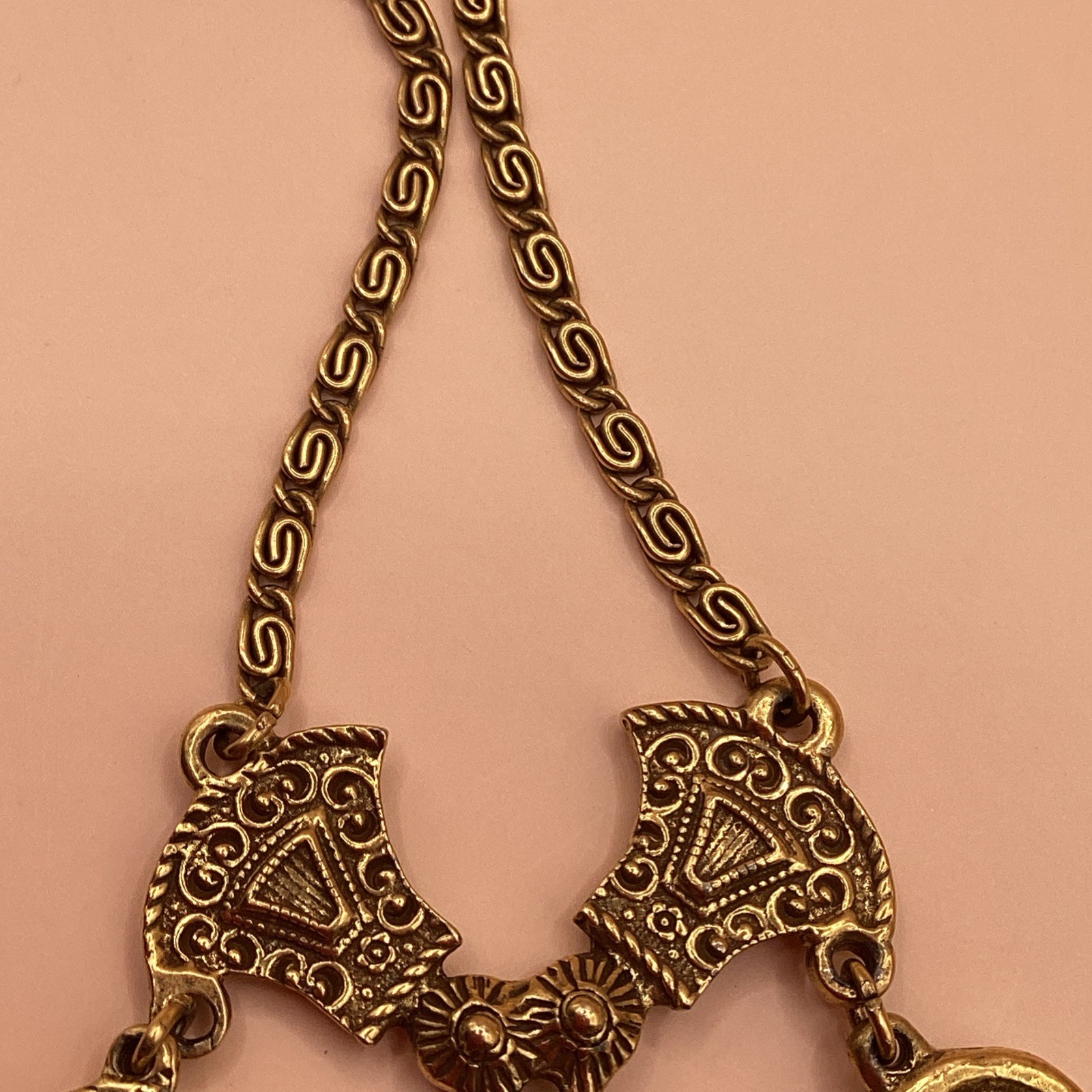 Victorian Revival Gold Tone Pendant Necklace W/ Black Oval Cameo Hand Painted