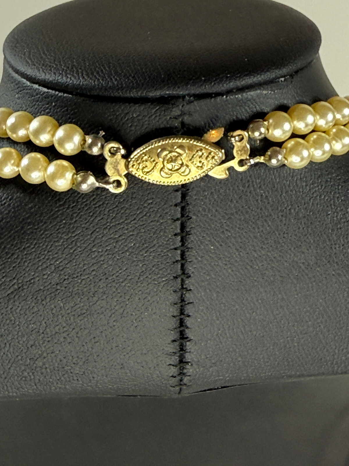 vtg 18″ Double Strand Faux Pearl Teardrop V Necklace 10kt Gold plated Wedding