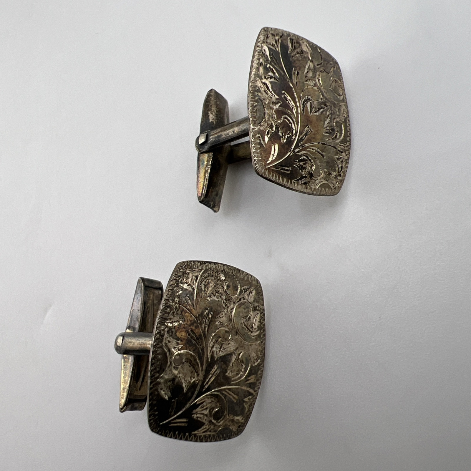 Vintage 1950s 1960s Men’s Silver Cufflinks – Etched Foliate Design A-53