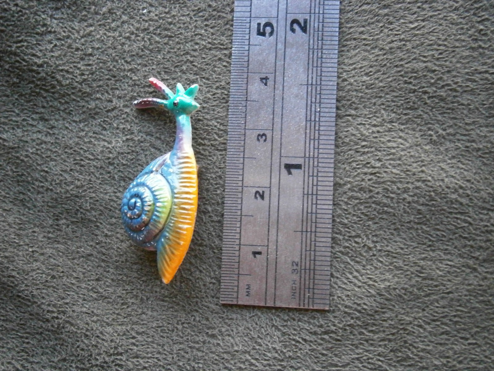 Lightweight Colorful Enamel Snail Vintage Brooch Pin Badge 2.1g
