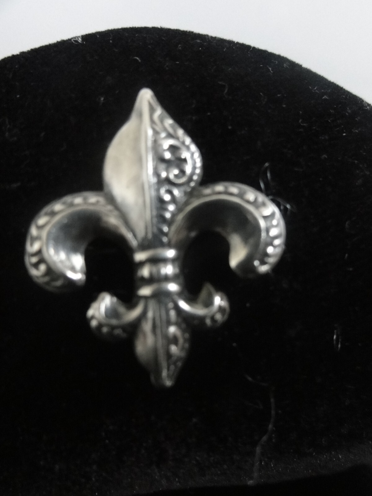 Antique Lovely Embossed 925 Sterling Silver Lily Flower Revere Brooch Pendant