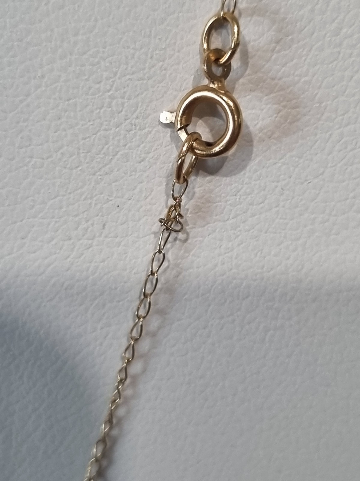 Vintage Solid 14K Yellow Gold Engraved Heart Locket Pendant Necklace 2.6g Video