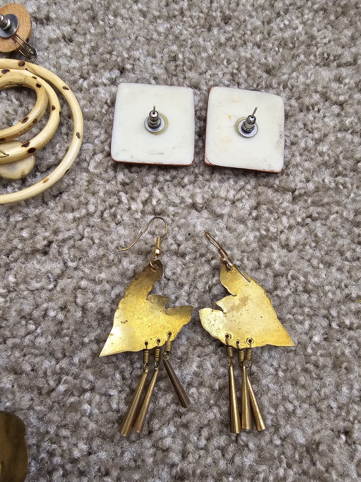 Vintage 4 Piece Lot Boho Earrings Pierced Brass Birds Bamboo Giraffe Art Teacher